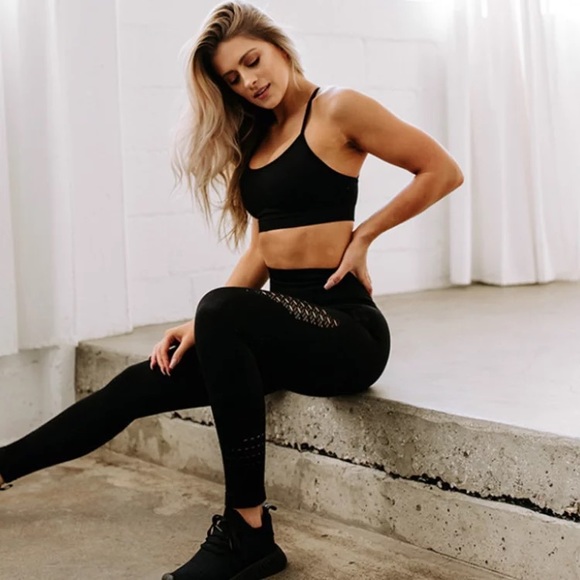 2 pieces Set, available in 3 colors - Picture 2 of 4